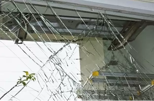 BẬT MÍ MỘT SỐ “MẸO“ SỬA CHỮA KÍNH BỊ NỨT CỰC HIỆU QUẢ TẠI NHÀ