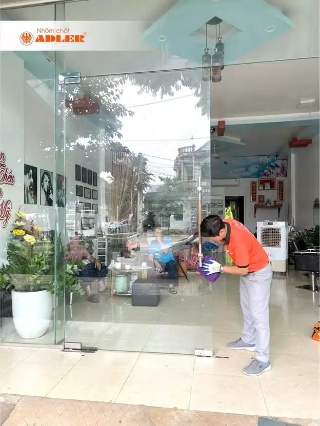 CÁCH CHỈNH TỐC ĐỘ CỬA KÍNH THỦY LỰC