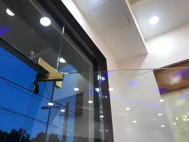 3 YẾU TỐ KHÁCH HÀNG CẦN LƯU TÂM ĐỂ CÓ MỘT BỘ CỬA KÍNH BỀN ĐẸP