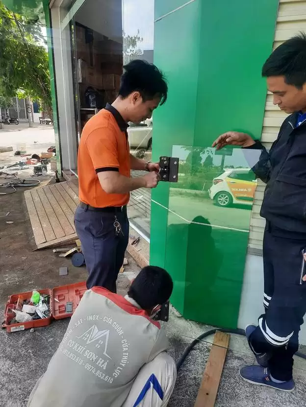 3 LÝ DO NÊN CHỌN PHỤ KIỆN KÍNH ADLER