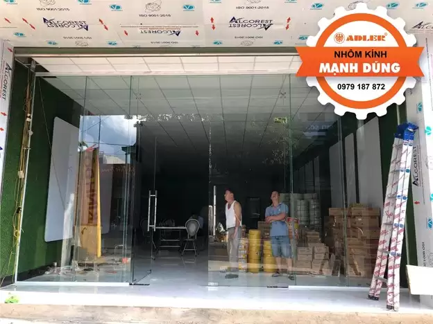 ĐÂU LÀ CHIẾC BẢN LỀ SÀN “QUỐC DÂN” ?