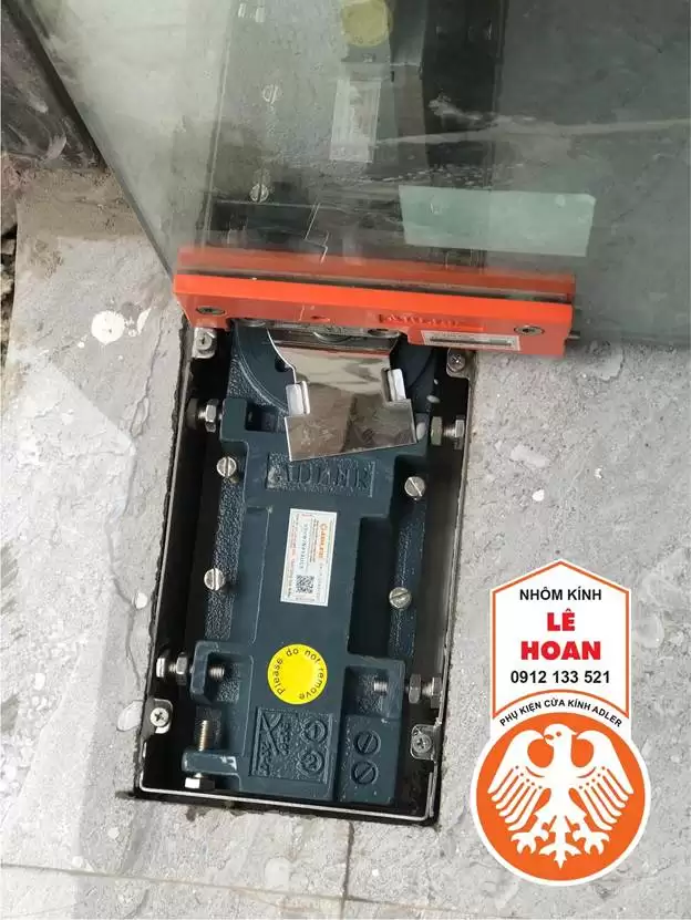 CÁCH THỨC HOẠT ĐỘNG CỦA BẢN LỀ SÀN THỦY LỰC