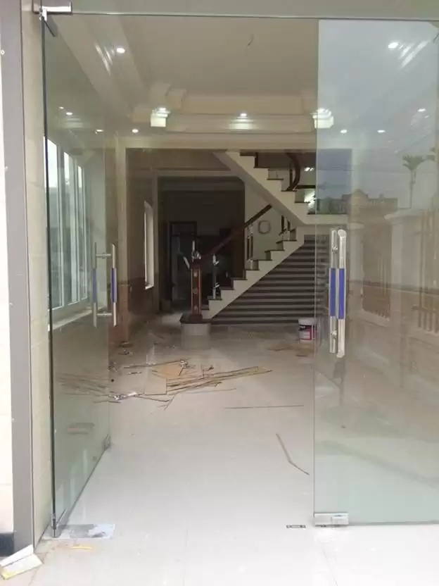 CỬA ĐẸP – NHÀ SANG, CỬA SANG – NHÀ SÁNG