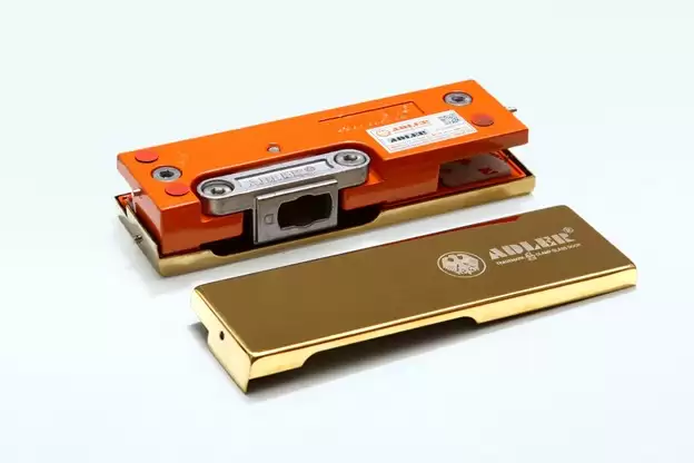 ĐÔI NÉT VỀ SẢN PHẨM KẸP DƯỚI ADLER D321