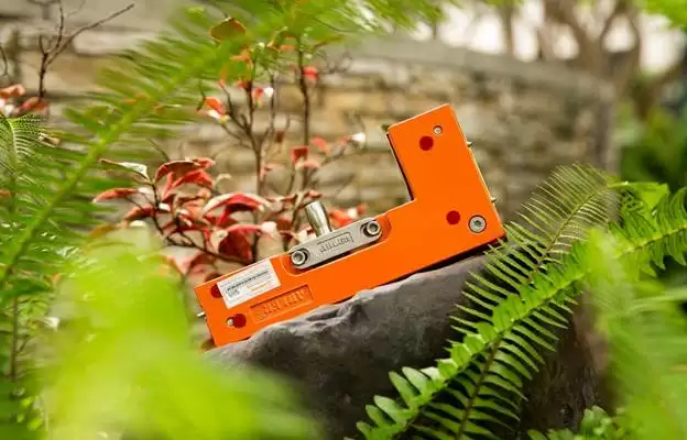 KẸP GÓC D-323 SẢN PHẨM THƯƠNG HIỆU